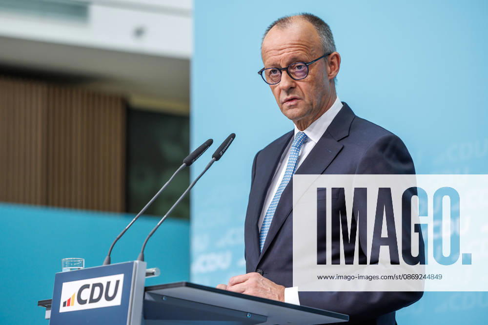 Pressekonferenz mit dem Vorsitzenden der CDU Deutschlands, Bundeskanzler Friedrich Merz und der Generalsekretärin der CDU Deutschlands Franziska Hoppermann Pressekonferenz mit dem Vorsitzenden der CDU Deutschlands, Bundeskanzler Friedrich Merz und der Generalsekretärin der CDU Deutschlands Franziska Hoppermann am 12.10.2026 in Berlin. Berlin Berlin Deutschland CDU-Bundesgeschäftsstelle (Konrad-Adenauer-Haus)