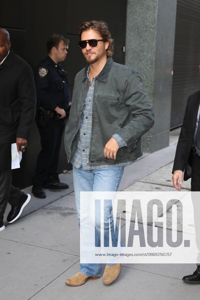 LUKE GRIMES at ABC Studios in New York City for ‘Live With Kelly and Markâ New York USA - ZUMAh16_ 20261012_zaf_h16_076