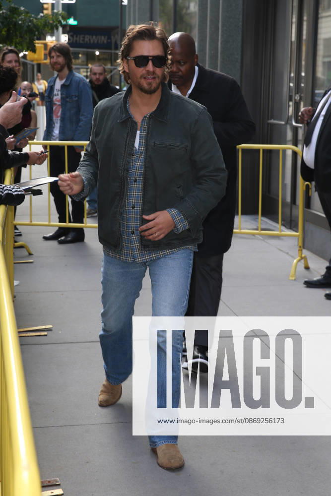 LUKE GRIMES at ABC Studios in New York City for ‘Live With Kelly and Markâ New York USA - ZUMAh16_ 20261012_zaf_h16_080