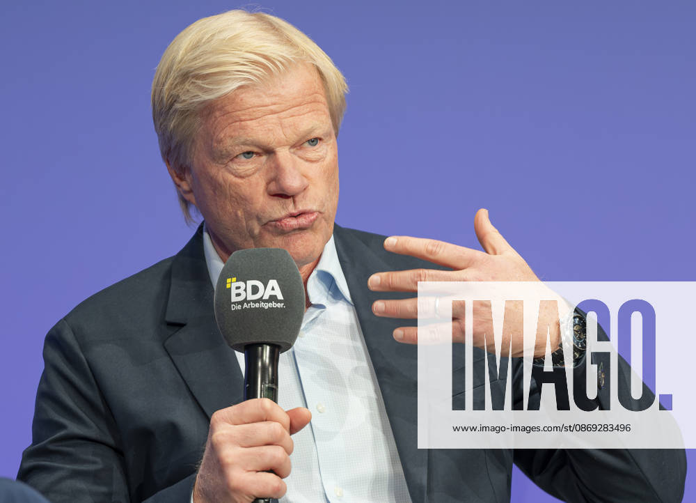 Oliver Kahn besucht Arbeitgebertag 2026 EUR, Deutschland, Berlin, 13.10.2026: Oliver Kahn, Welttorhüter, Unternehmer, Investor, Gründer der Oliver Kahn-Stiftungim Interview auf dem Arbeitgebertag 2026 der Bundesvereinigung der Deutschen Arbeitgeberverbände.