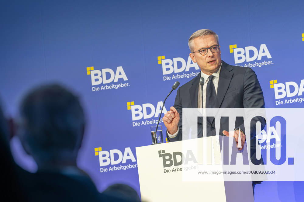 Karsten Wildberger besucht Arbeitgebertag 2026 EUR, Deutschland, Berlin, 13.10.2026: Karsten Wildberger (CDU) , Bundesminister für Digitales und Staatsmodernisierung auf dem Arbeitgebertag 2026 der Bundesvereinigung der Deutschen Arbeitgeberverbände.