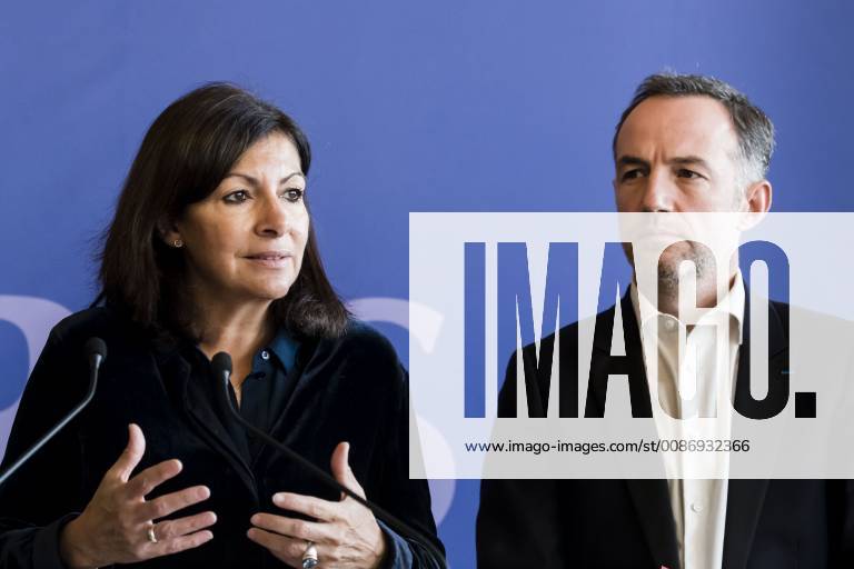 Paris, France November 21, 2018 - The Mayor of Paris holds a press conference to present a municipal action plan against LGBTphobia - First Deputy, in charge of all matters relating to the Budget, the transformation of public policies and relations with the boroughs, Emmanuel Gregoire and Paris Mayor, Anne Hidalgo POLITIQUE, MAIRIE DE PARIS, HIDALGO, LGBT, LGBTQI+