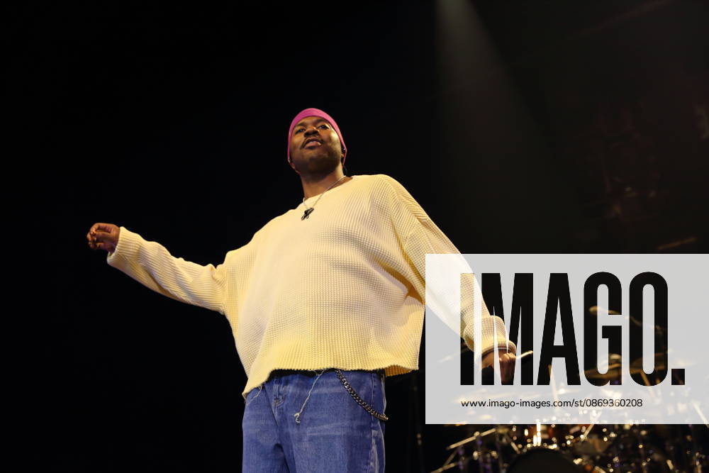 Khalid Donnel Robinson alias Khalid bei einem Konzert in der Uber Eats Music Hall in Berlin, 13. Oktober 2026. Khalid Konzert Berlin
