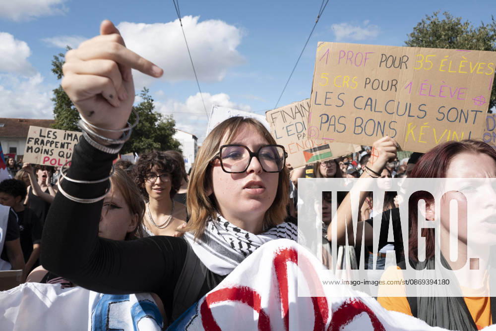 High School Student Mobilisation - Toulouse A young woman at the head of the procession. Act V of the secondary school and university students protests. Young people and the world of work are continuing their joint mobilisation and demands for adequate resources for education, better study conditions, an end to student precariousness, and access to housing. France, Toulouse, 13 October 2026. Photo by Patricia Huchot-Boissier AbacaPress.com. TOULOUSE OCCITANIE France