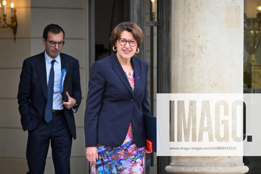 Weekly Cabinet Meeting at the Elysee Palace French Minister of Agriculture, Agri-food and Food Sovereignty Annie Genevard leaves after the weekly cabinet meeting (Conseil des ministres) at the Elysee Palace in Paris, France, on October 14, 2026. Photo by Tomas Stevens ABACAPRESS.COM Paris France