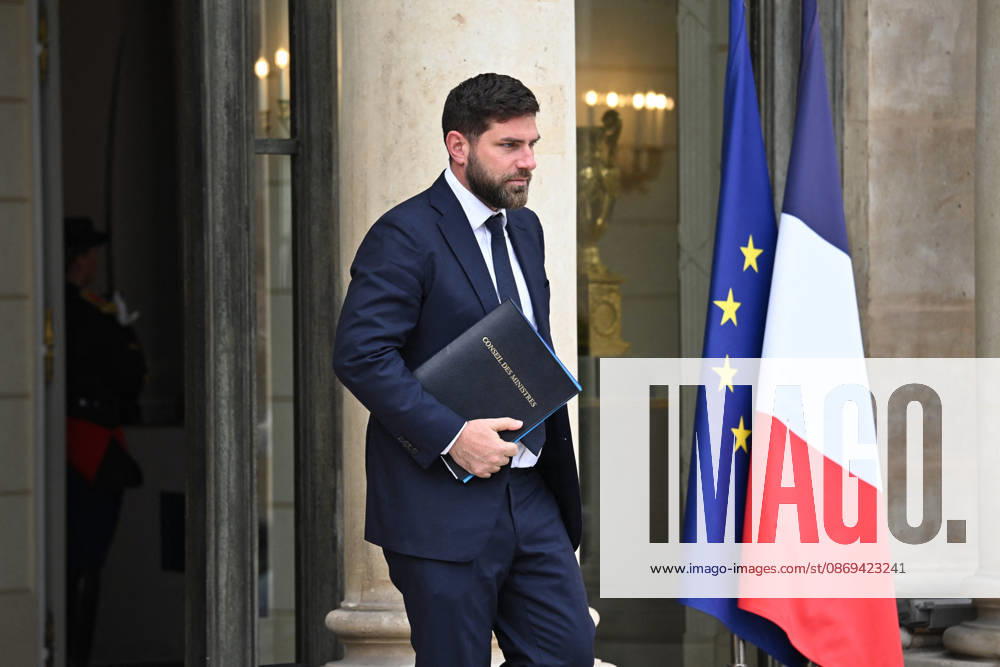 Weekly Cabinet Meeting at the Elysee Palace French Minister of the City and Housing Vincent Jeanbrun leaves after the weekly cabinet meeting (Conseil des ministres) at the Elysee Palace in Paris, France, on October 14, 2026. Photo by Tomas Stevens ABACAPRESS.COM Paris France