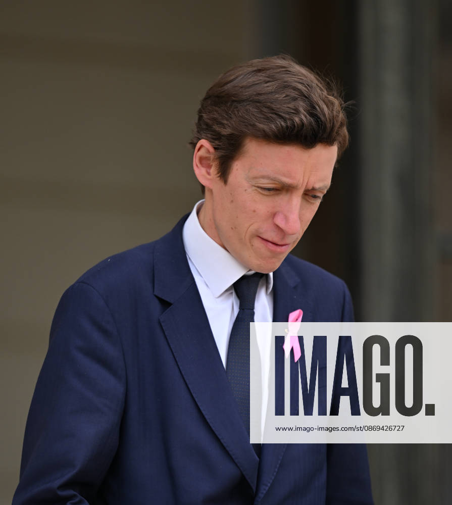 French government weekly cabinet meeting at Elysee Palace in Paris PARIS, FRANCE - OCTOBER 14: French Education Minister Edouard Geffray leaves after a weekly cabinet meeting at the Elysee Palace in Paris, France on October 14, 2026. Mustafa Yalçin Anadolu Paris France. Editorial use only. Please get in touch for any other usage.