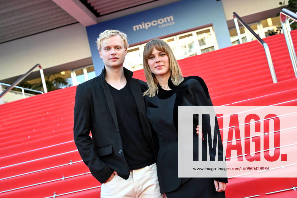 Edvin Endre and Alicia von Rittberg for *Queen Silvia* at MIPCOM 2026 at the Palais des Festivals for the world premiere screening in Cannes on October 13, 2026. MIPCOM is the International Market for Audiovisual Content and Co-production. Every year, in October, TV and media professionals in Cannes for four days of business, discussions, and networking. Bruno Bebert Bestimage Queen Silvia World premiere screening during MIPCOM 2026 at the Palais des Festivals in Cannes, Southern France, on October 13, 2026. Cannes, France