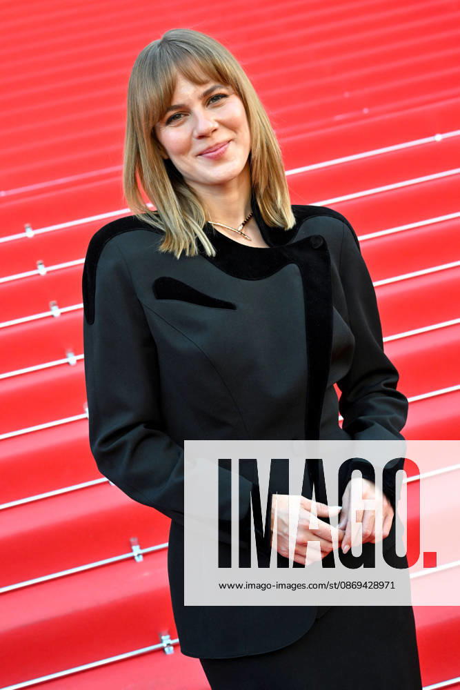 Alicia von Rittberg as Queen Silvia at MIPCOM 2026 at the Palais des Festivals for the world premiere screening in Cannes on October 13, 2026. MIPCOM is the International Market for Audiovisual Content and Co-production. Every year in October, it brings together TV and media professionals in Cannes for four days of business, discussions, and networking. Bruno Bebert Bestimage Queen Silvia World premiere screening during MIPCOM 2026 at the Palais des Festivals in Cannes, Southern France, on October 13, 2026. Cannes, France
