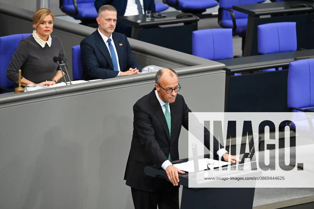 German Chancellor Friedrich Merz delivers government statement in Berlin ahead of EU Summit BERLIN, GERMANY – OCTOBER 14: German Chancellor Friedrich Merz delivers a government statement ahead of the upcoming meeting of the European Council in the Bundestag in Berlin, Germany, on October 14, 2026. Volodymyr Sindieiev Anadolu Berlin Germany. Editorial use only. Please get in touch for any other usage.