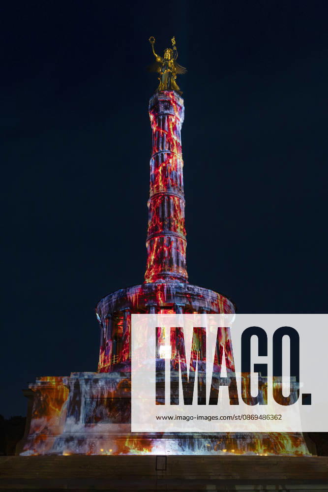 Festival of Lights , Lichterfest in der Innenstadt, Berlin, 10.10.2026 Siegessäule, 22. BERLIN FESTIVAL OF LIGHTS, Motto: Colours of Love, Lichtinstallationen, 14.10.2026, Berlin, Deutschland < english> Siegessäule, 22nd Berlin Festival of Lights, Theme: Colours of Love, light installations, October 14, 2026, Berlin, Germany Berlin Innenstadt Berlin Deutschland, Germany