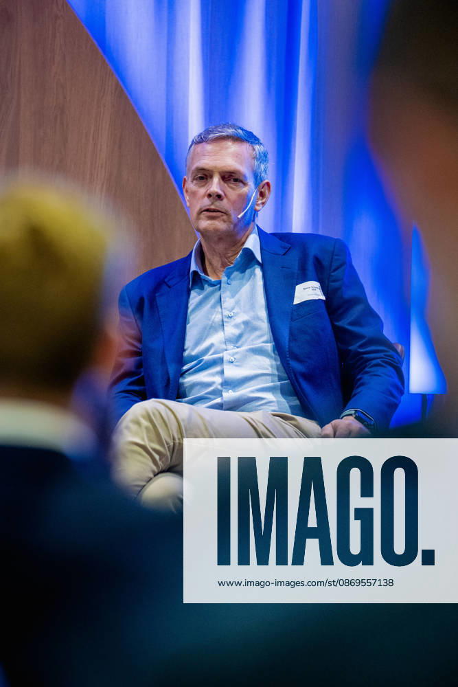 Norsk Industri Offshore sitt apne medlemsmote Oslo 20261015. Bjarne Schieldrop, sjefanalytiker i SEB, pa Norsk Industri Offshore sitt apne medlemsmote i Naeringslivets hus. Foto: Stian Lysberg Solum NTB Oslo Norge 5SkZMQT0ykU Ref:_BUS5SkZMQT0ykU.jpg