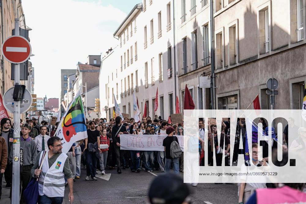 Student protests continue in Nancy NANCY, FRANCE - OCTOBER 15: Students march through the city center during a public demonstration in Nancy, France, on October 15, 2026. Students took to the streets to voice their demands regarding education and youth policies as part of ongoing mobilizations. Muhammed Said Tako Anadolu Nancy France. Editorial use only. Please get in touch for any other usage.