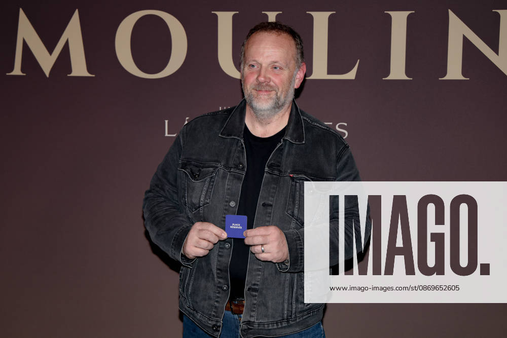 Gregory Gadebois attends the Moulin Paris premiere on October 15, 2026, in Paris 460498, October 15, 2026, Paris, France