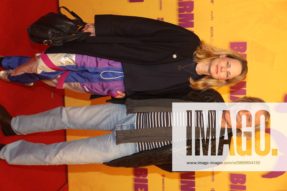 Antje Riis und Winfried Glatzeder bei der Premiere des Dokumentarfilms Biermann im Kino International. Berlin