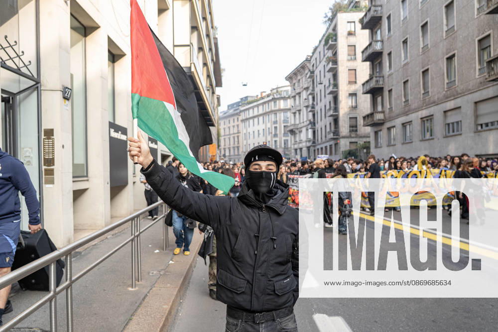 IPA89759917 - Milan, October 16, 26, Largo Cairoli, No One Is a Stranger Student Strike