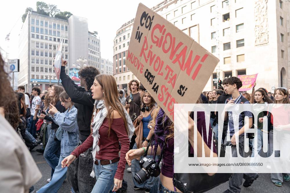 IPA89759906 - Milan, October 16, 26, Largo Cairoli, No One Is a Stranger Student Strike