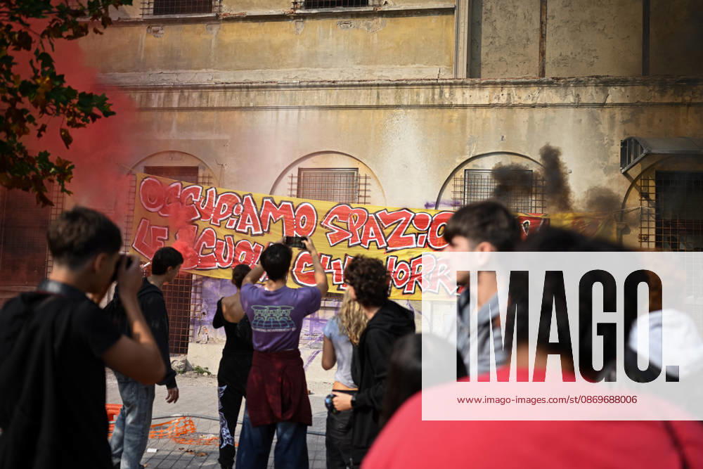 Nationwide school strike in Milan MILAN, ITALY - OCTOBER 16: Students peacefully occupy the ex morgue in via Sforza during a nationwide school strike in Milan, Italy, on October 16, 2026. Protesters oppose the government s education policies and measures they consider discriminatory towards students of foreign origin, also highlighting demands for higher wages and an end to precarious employment in schools. Piero Cruciatti Anadolu Milan Italy. Editorial use only. Please get in touch for any other usage.