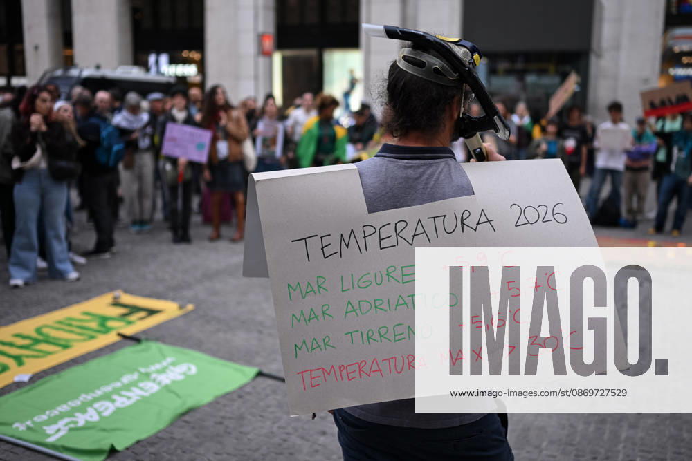 Fridays for Future climate strike in Milan, Italy MILAN, ITALY - OCTOBER 16: Climate activists from Fridays for Future hold placards during a nationwide climate strike in Milan, Italy, on October 16, 2026. Demonstrations are taking place in more than 25 Italian cities, with protesters demanding stronger government action against climate change, faster progress towards renewable energy and greater climate justice. Piero Cruciatti Anadolu Milan Italy. Editorial use only. Please get in touch for any other usage.