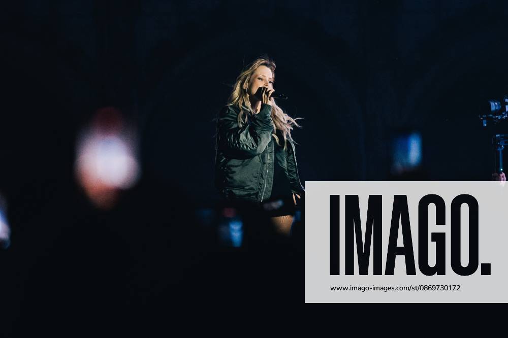 Belgian singer Angele pictured during the Angele Instinct Release Party , a surprise party organized by the Brussels singer to celebrate the release of her album Instinct at the Grote Markt Grand Place, in Brussels, Friday 16 October 2026. EMILExWINDAL 190025631