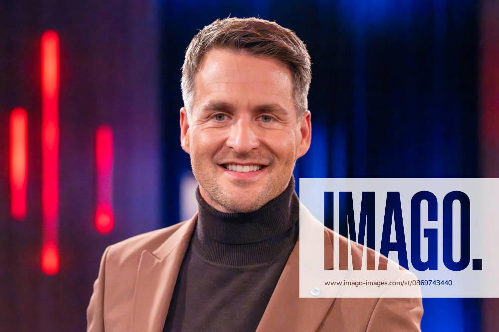 Kölner Treff am 16. Oktober 2026. Im Bild der Sänger und Schauspieler Alexander Klaws. Wie immer einfühlsam und zugleich humorvoll befragen Susan Link und Micky Beisenherz ihre Gäste. Köln Nordrhein-Westfalen Deutschland