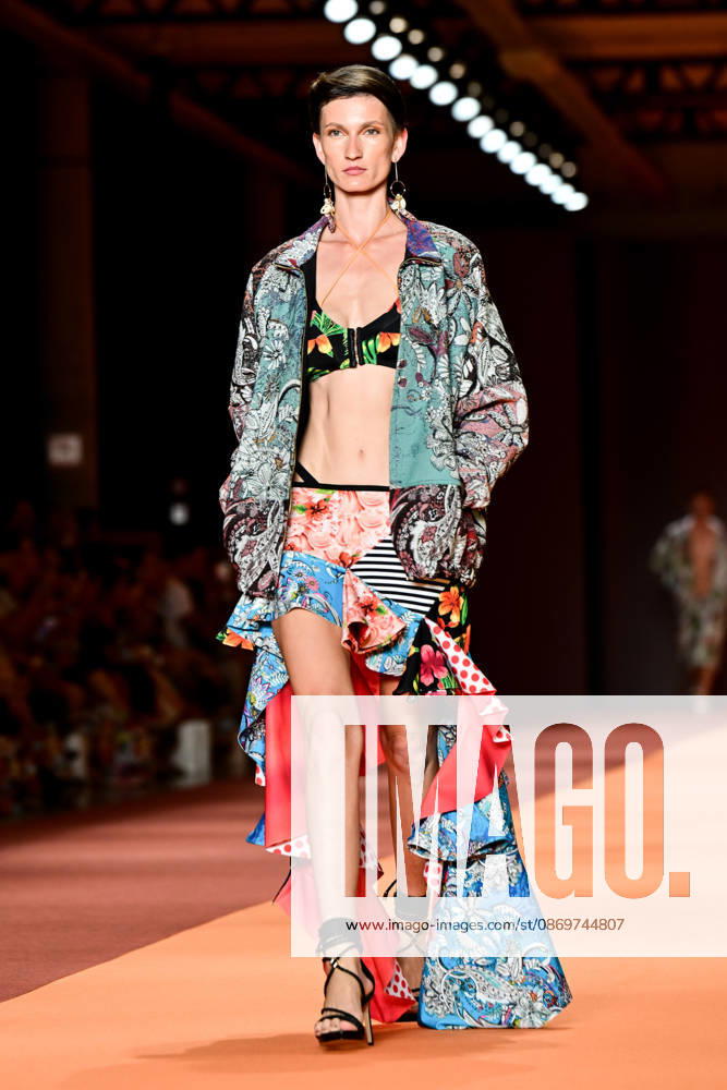 SãO PAULO, SP - 16.10.2026: SPFW N61 - Amir Slama brand fashion show, at SPFW N61, (São Paulo Fashion Week) this Friday (16), at Pavilhão das Culturas Brasileiras (PACUBRA), Parque do Ibirapuera, São Paulo, SP. x3033251x RobertoxCasimiro