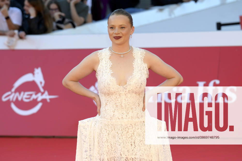 Barbara Sukowa bei der Premiere des Kinofilms Eurotrash auf dem 21. Internationalen Filmfestival von Rom Festa del Cinema di Roma 2026 im Auditorium Parco della Musica. Rom