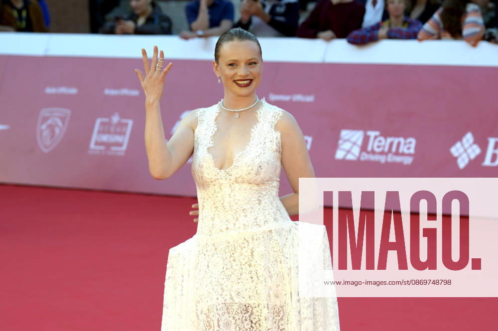 Barbara Sukowa bei der Premiere des Kinofilms Eurotrash auf dem 21. Internationalen Filmfestival von Rom Festa del Cinema di Roma 2026 im Auditorium Parco della Musica. Rom