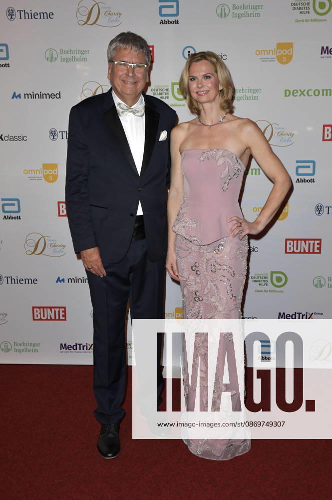 Jens Kröger und Britta Steffen bei der 15. Diabetes-Charity-Gala 2026 in der Bar jeder Vernunft. Berlin