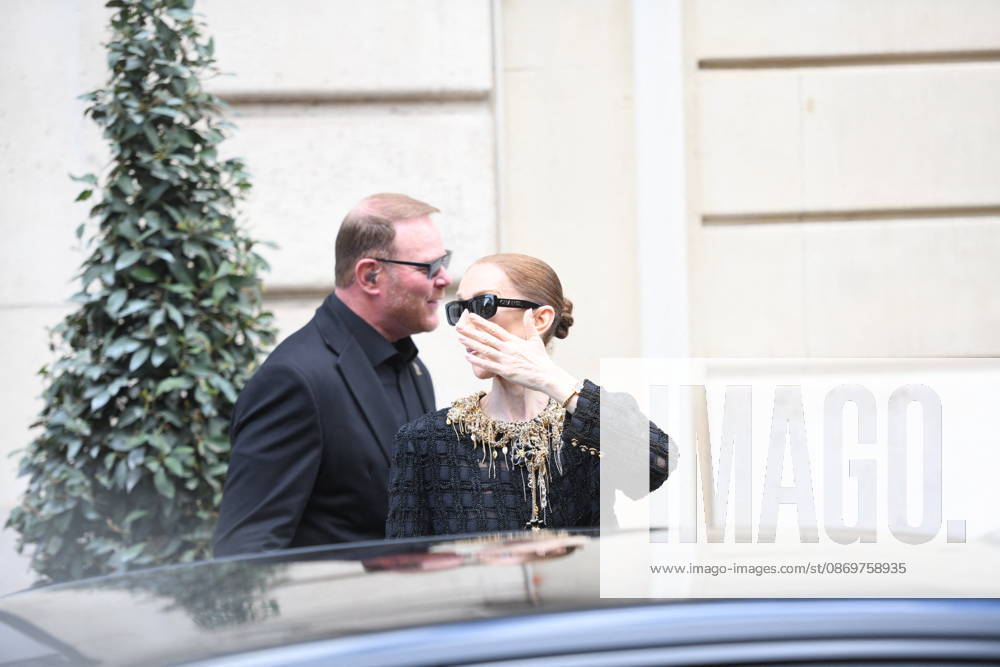 Celine Dion Leaves Her Hotel For Her Last Concert in Paris - France Celine Dion spend time with fans before her last concert in Paris, at hotel Royal Monceau in Paris, France on October 17, 2026. Photo by Florian Poitout ABACAPRESS.COM Paris France
