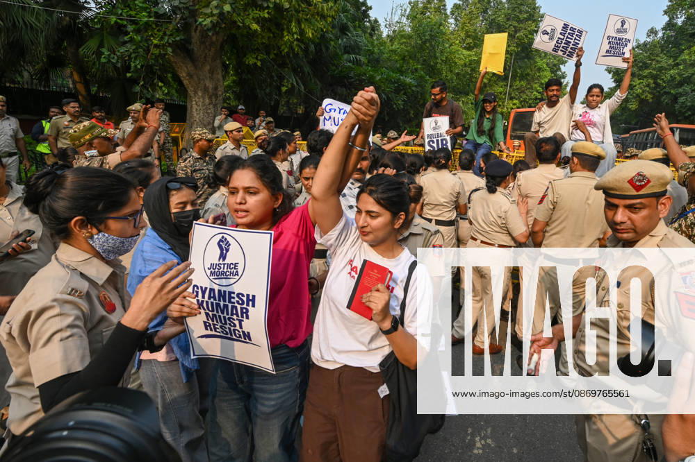 Delhi Police and paramilitary personnel detain members and workers of various organisations during a protest against Chief Election Commissioner Gyanesh Kumar and the Special Intensive Revision (SIR) of electoral rolls on Raisina Road on October 17, 2026 in New Delhi, India. (Photo by Raj K Raj Hindustan Times ) CJP Supporters Protest Demanding CEC Gyanesh Kumar s Resignation Over Voter List Changes