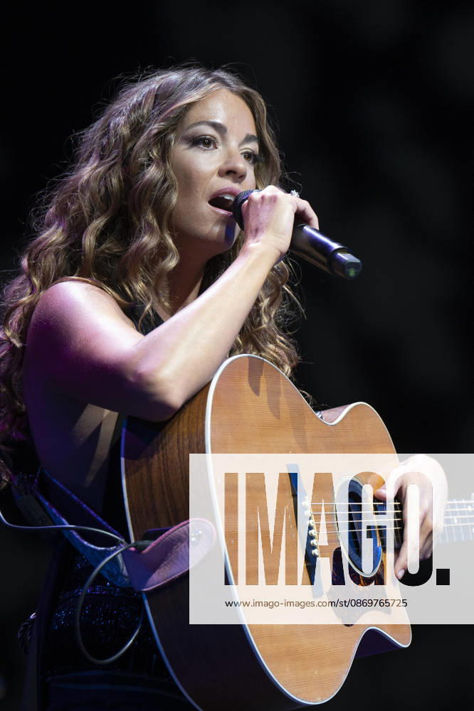 Singer Sofía Ellar performs during a concert at the Plaza de Espana in Madrid. Madrid Spain - ZUMAs197 20261017_aaa_s197_125