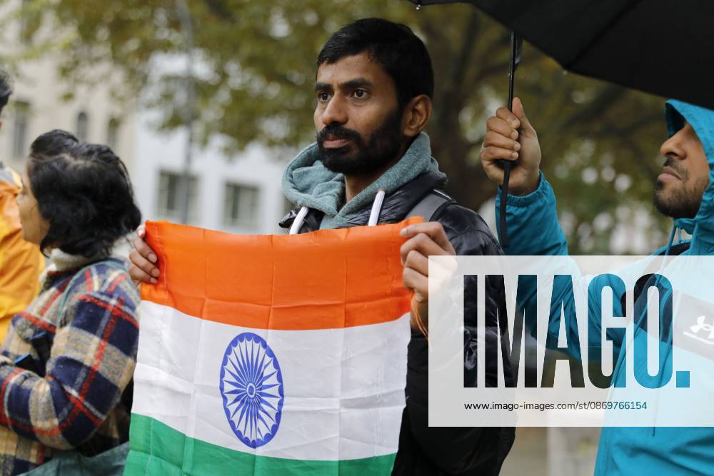 Berlin protest echoes Jantar Mantar BERLIN, GERMANY - OCTOBER 17, 2026: A small group of demonstrators hold placards at Oranienplatz in the Kreuzberg district to show solidarity with mass protests in India and to protest against the crackdown on them, as several people take the floor to discuss the situation. The demonstration followed a call by Neha Bora, president of the All India Students Association (AISA), for people everywhere to back the protests, saying everywhere is Jantar Mantar, the site in Delhi where the main protests are taking place. The protests demand the resignation of Chief Election Commissioner Gyanesh Kumar over a revision of electoral rolls that opponents say led to the mass deletion of voters, while police ha