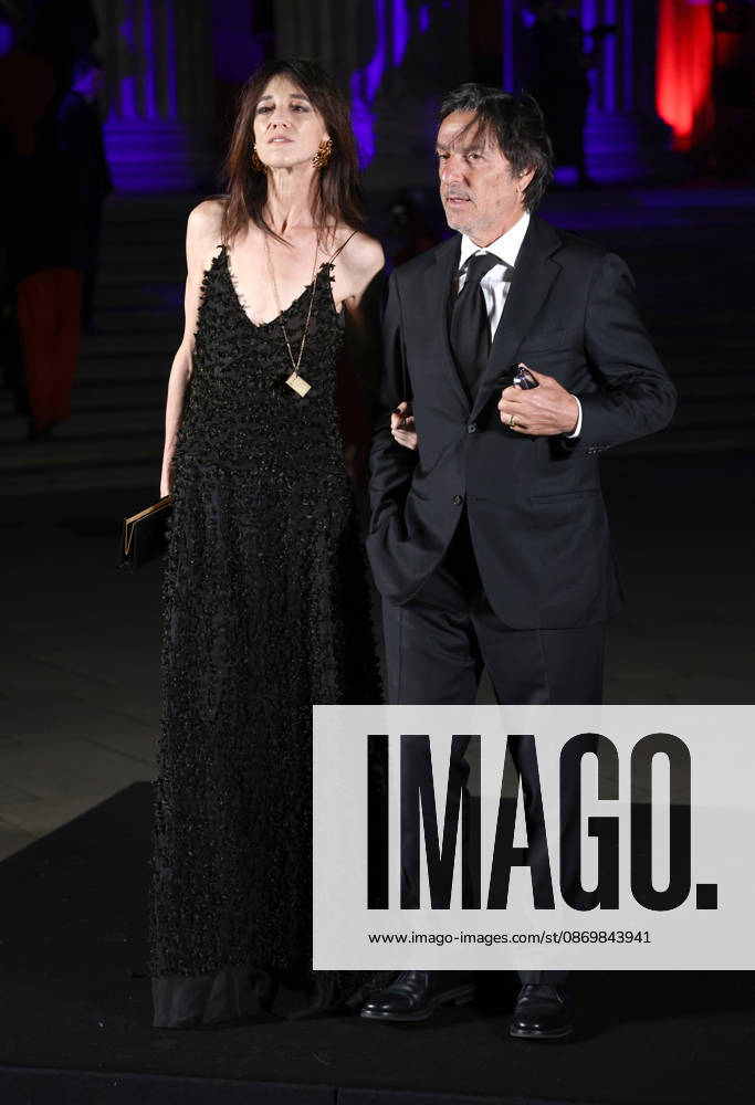The British Museum Ball 2026 at The British Museum in London, England Charlotte Gainsbourg and Yvan Attal attend The British Museum Ball 2026 at The British Museum in London, England on October 17, 2026. London The British Museum UK