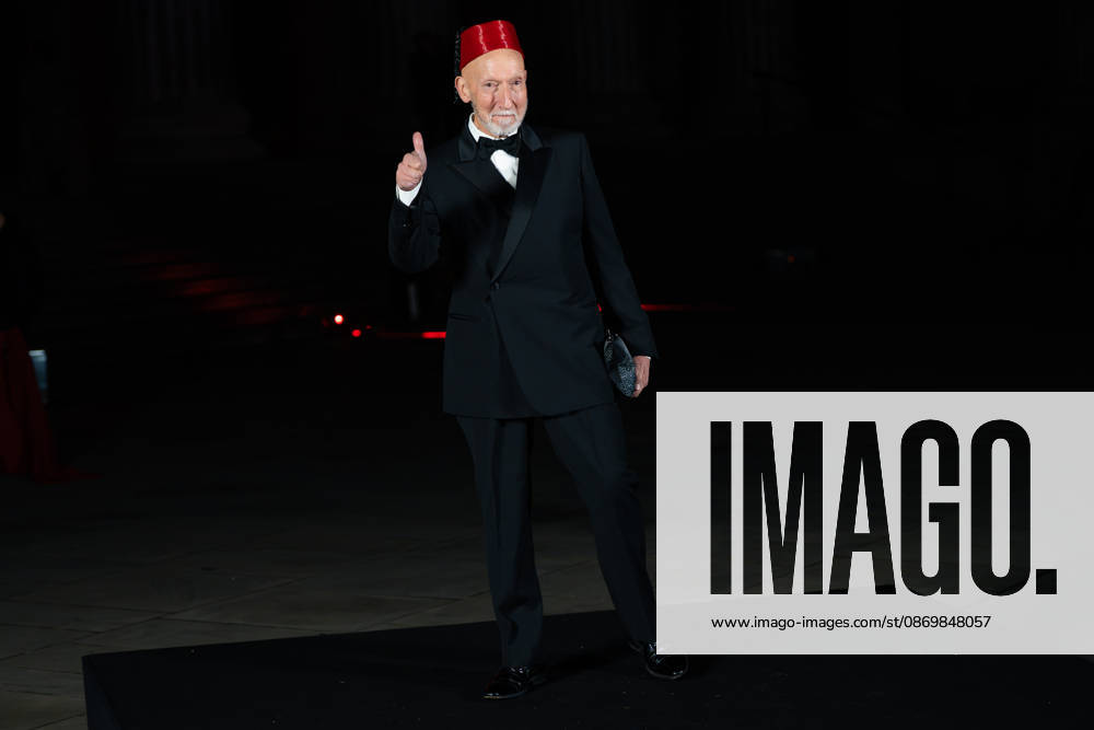 The British Museum Ball 2026 - Arrival Stephen Jones attends The British Museum Ball 2026 on October 17, 2026 in London, England., Credit:Lounis Tiar Avalon United Kingdom, London, British Museum