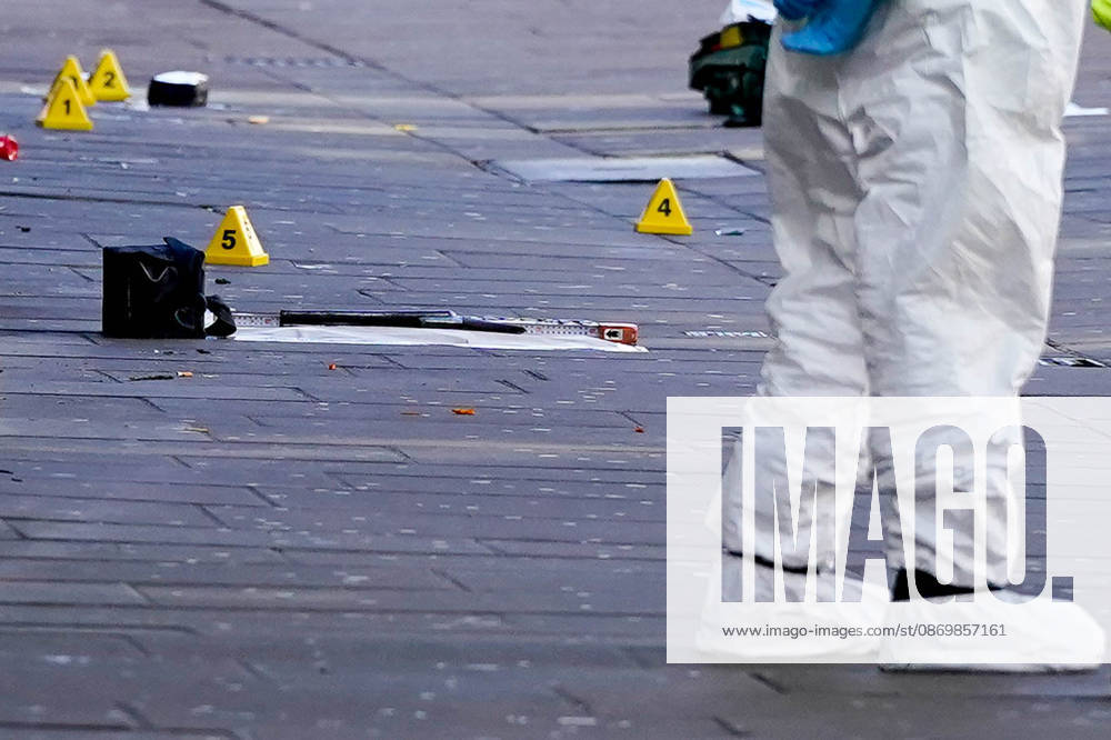 Forensic investigators examine scene after police officer shot in Nottingham NOTTINGHAM, UNITED KINGDOM - OCTOBER 18: A firearm is seen at the scene as forensic investigators in protective suits examine a cordoned-off crime scene as police officers secure the area after a police office was shot early in the morning on October 18, 2026, in Nottingham, United Kingdom. The scene remains cordoned off following a reported shooting involving a police officer earlier in the morning. A police officer was shot after approaching two people earlier in the morning and was taken to hospital for treatment, according to Nottinghamshire Police. Loannis Alexopoulos Anadolu Nottingham United Kingdom. Editorial use only. Please get in touch for any other us