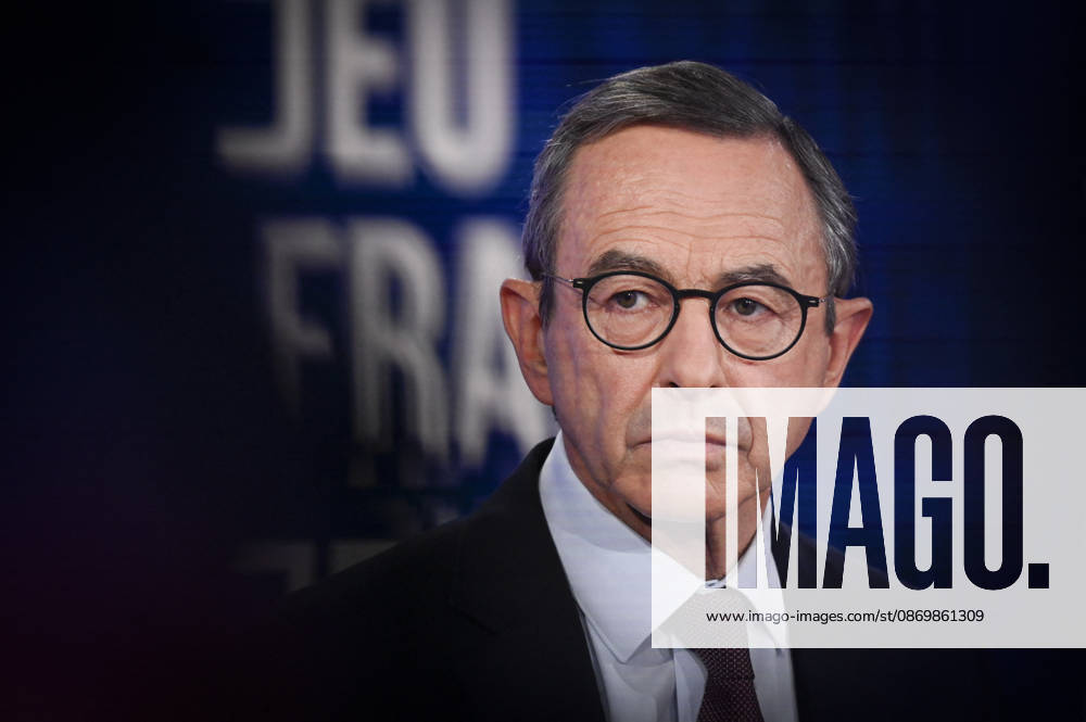Bruno Retailleau on Franc Jeu - Paris Bruno Retailleau candidate for the 2027 presidential election poses for pictures for Franc Jeu on France 2 channel in Paris, France on October 18, 2026. Photo by Stephane Le Tellec ABACAPRESS.COM Paris France