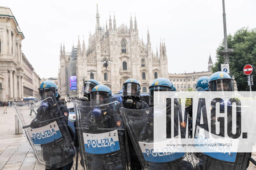 IPA89867581 - Milan, October 18, 2026: More Clashes and Looting in Downtown Milan in the Wake of the Protest