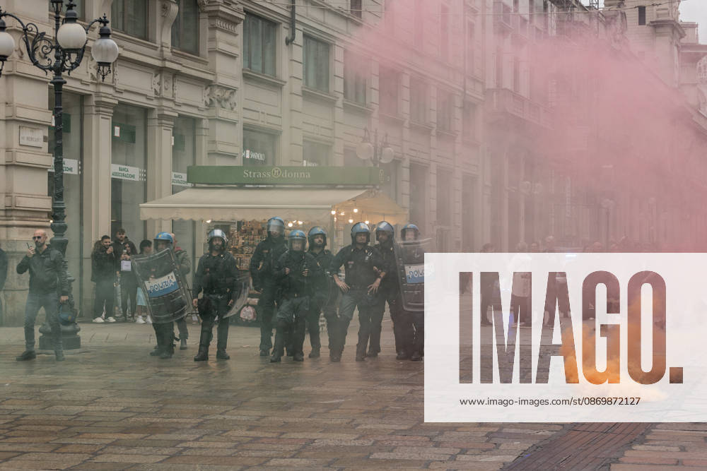 Police detain 160 as unrest continues for second day in Milan MILAN, ITALY - OCTOBER 18: Police carry out numerous detentions and arrests as protesters, including many young demonstrators, flee from law enforcement during urban unrest following demonstrations against the high cost of living in Milan, Italy, on October 18, 2026. Damage to shops and public property was reported across the city amid the clashes. Andrea Carrubba Anadolu Milan Italy. Editorial use only. Please get in touch for any other usage.