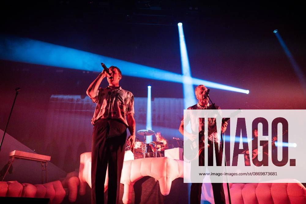Die Band Das Lumpenpack während eines Konzerts in der Turbinenhalle, am 18.10.2026 in Oberhausen. Deutschland Oberhausen