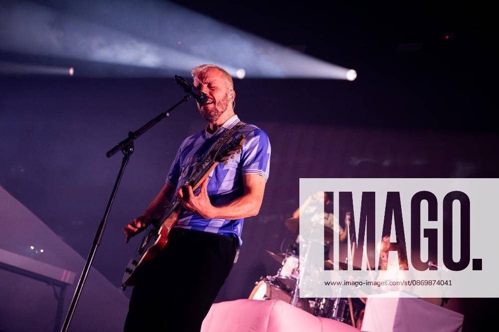 Die Band Das Lumpenpack während eines Konzerts in der Turbinenhalle, am 18.10.2026 in Oberhausen. Deutschland Oberhausen