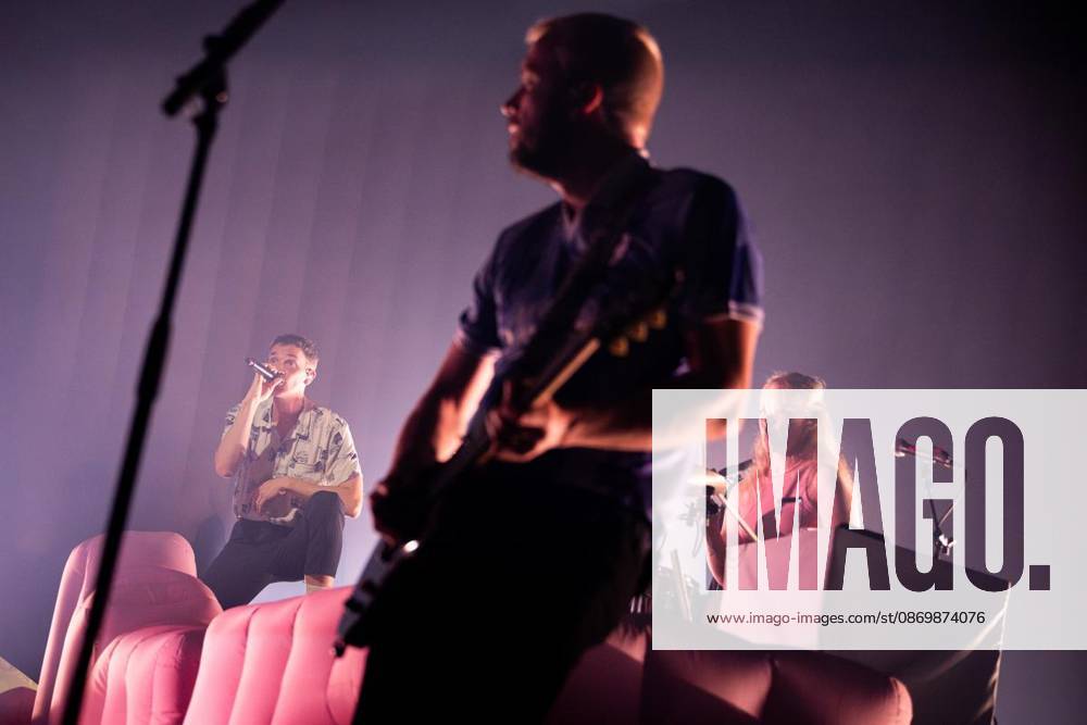 Die Band Das Lumpenpack während eines Konzerts in der Turbinenhalle, am 18.10.2026 in Oberhausen. Deutschland Oberhausen