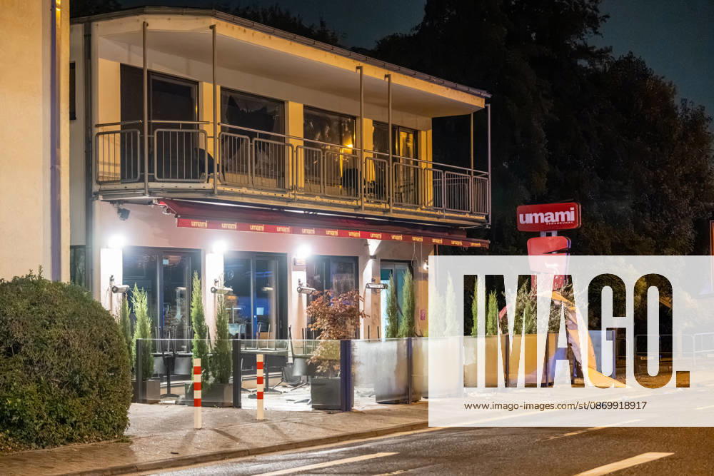 Sprengstoffexplosion in Gastronomiebetrieb Eingangstür zerstört In der Nacht von Sonntag auf Montag, 19.10.2026, kam es gegen 03:30 Uhr in der Hattersheimer Straße in Hofheim am Taunus nach dem Anschein zu einer Sprengstoffexplosion. Die Tür des Eingangsbereichs eines Gebäudes wurde dabei zerstört. Die Polizei war vor Ort und sperrte die Straße weiträumig ab. Bereits am 03.10.2026 war in derselben Straße vor einem Gastronomiebetrieb eine Brandvorrichtung abgelegt worden, wodurch eine Fußmatte in Brand geriet und Rußanhaftungen am Gebäude entstanden. Nach unbestätigten Informationen war die Feuerwehr in Bereitstellung, das Gebäude durfte zunächst nicht betreten werden, bis eine nicht näher definierte Spezialeinheit eintra