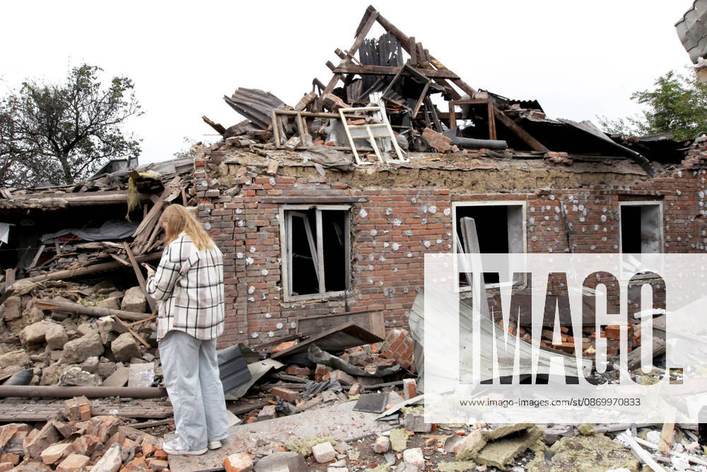 Russian troops hit Dnipro with guided bombs A woman stands among the rubble outside a house damaged by a Russian bombardment in Dnipro, Ukraine, on October 19, 2026. On Monday morning, Russian forces launched guided aerial bombs at the eastern city, damaging private homes and infrastructure. An 84-year-old woman was hospitalised in moderate condition. Dnipro Ukraine