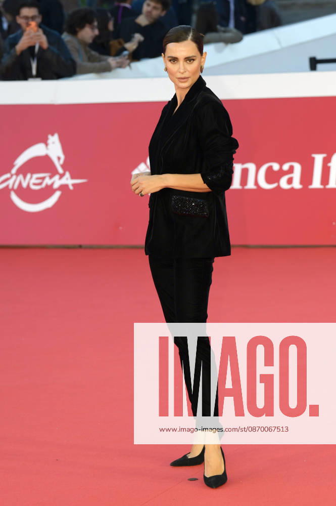 Catrinel Marlon bei der Premiere des Dokumentarfilms Mustang auf dem 21. Internationalen Filmfestival von Rom Festa del Cinema di Roma 2026 im Auditorium Parco della Musica. Rom