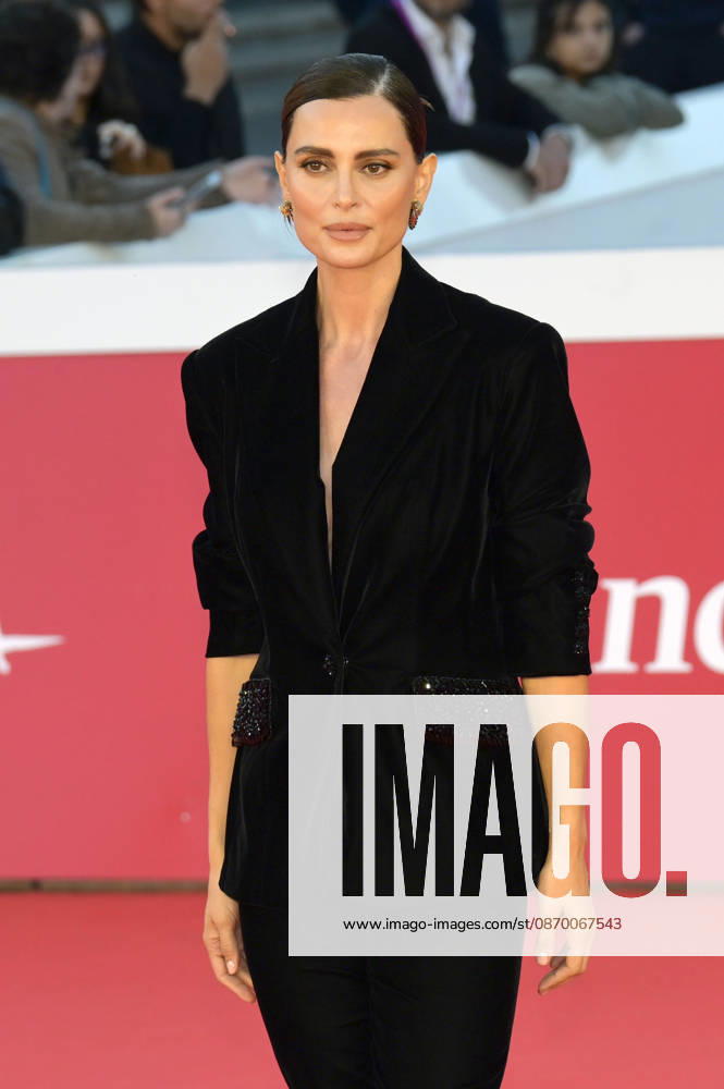 Catrinel Marlon bei der Premiere des Dokumentarfilms Mustang auf dem 21. Internationalen Filmfestival von Rom Festa del Cinema di Roma 2026 im Auditorium Parco della Musica. Rom