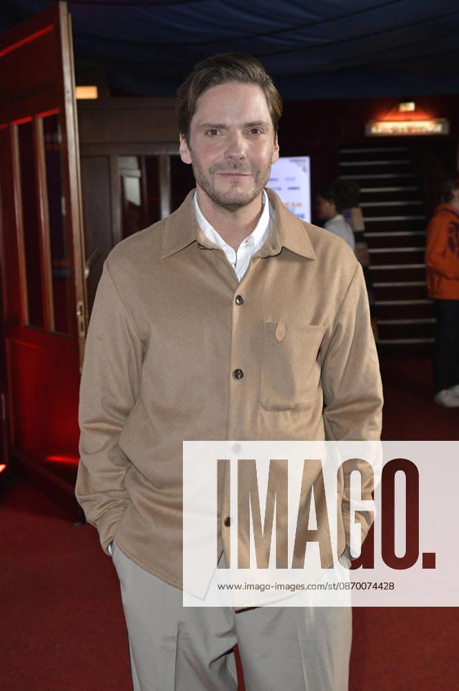 Daniel Brühl bei der Verleihung des European Future Award 2026 im Tipi am Kanzleramt. Berlin