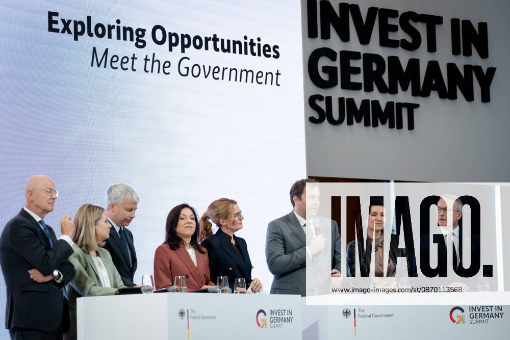 Invest in Germany Summit, Berlin, ESMT Invest in Germany Summit, Berlin, ESMT, Friedrich Merz, Bundeskanzler Katherina Reiche, Bundeswirtschaftsministerin Lars Klingbeil, Bundesfinanzminister Steffen Bilger, Bundesverkehrsminister Dorothee Bär, Bundesforschungsministerin Verena Hubertz, Bundesbauministerin Karsten Wildberger, Bundesdigitalminister Martin Blessing, Sonderbeauftragter für Investitionen Berlin Berlin GER