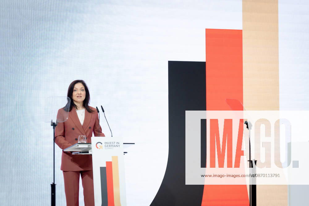 Invest in Germany Summit, Berlin, ESMT Invest in Germany Summit, Berlin, ESMT, Katherina Reiche, Bundeswirtschaftsministerin Berlin Berlin GER