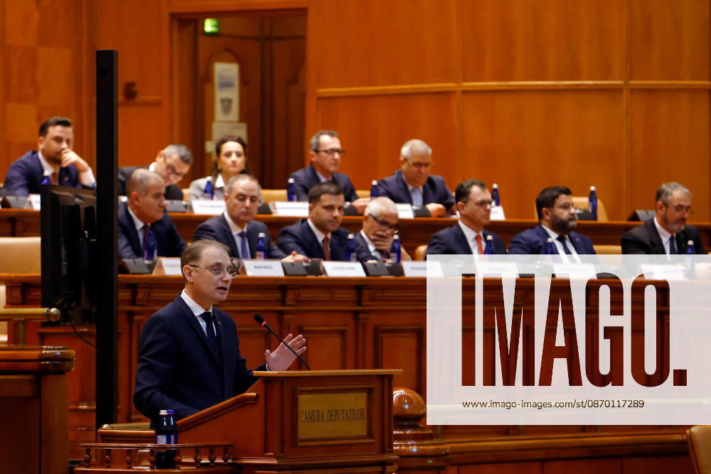 (261020) -- BUCHAREST, Oct. 20, 2026 -- Romanian Prime Minister designate Luca Niculescu delivers a speech during a confidence vote session at Parliament in Bucharest, Romania, Oct. 20, 2026. Romanian parliament approved Luca Niculescu s government on Tuesday, ending a political crisis that has lasted nearly six months. According to Romania s national news agency Agerpres, of 338 valid votes cast, 280 lawmakers voted in favor of the government s investiture while 58 voted against. (Photo by Xinhua) ROMANIA-BUCHAREST-PARLIAMENT-GOVERNMENT-APPROVAL CristianxCristel
